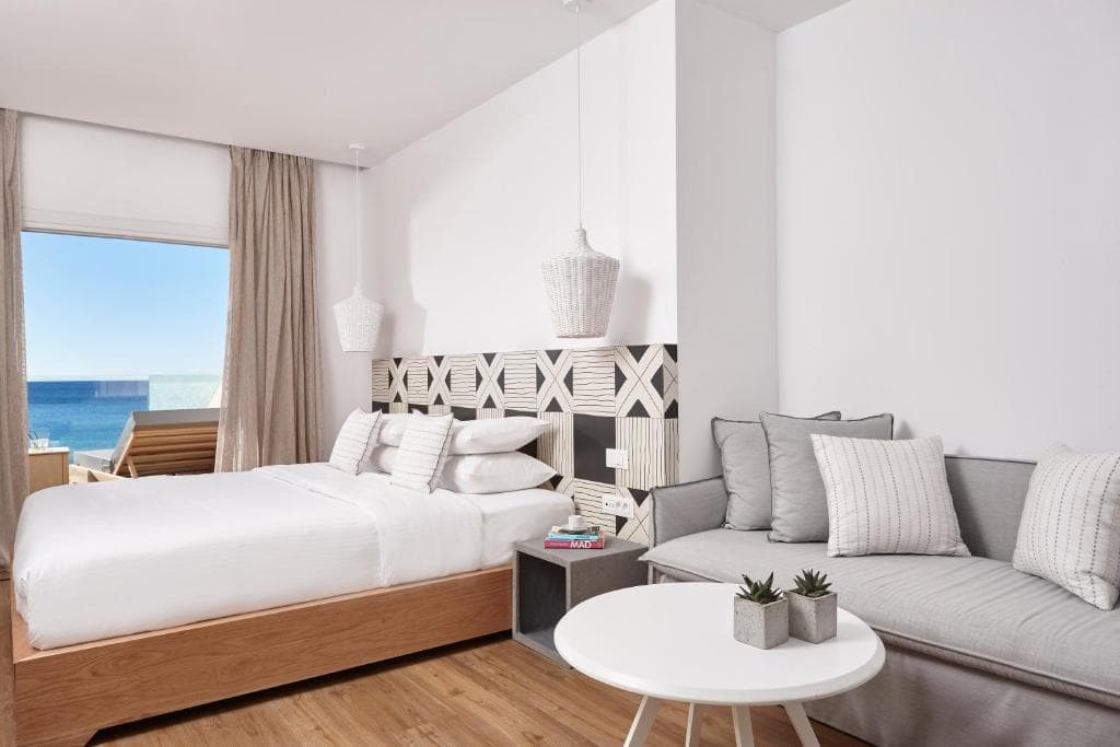 Deluxe Double Room With Sea View